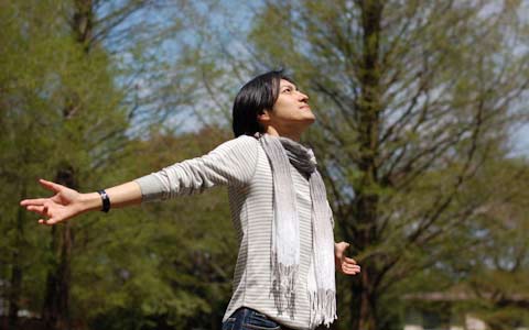 たった1分でOK？若返りやストレス軽減に効果的な呼吸法