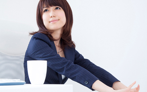女子向けコリケアグッズの決定版！　これからは誰にも知られず、仕事をしながらケア
