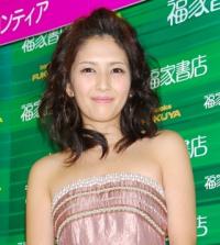吉井怜、三十路になって心境に変化!?「29歳の時のような焦りはありません」