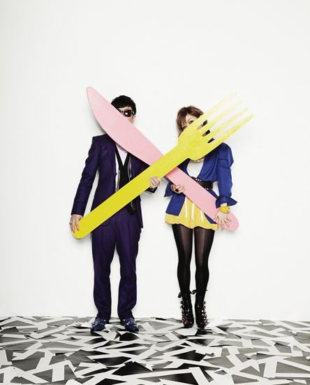 LIL リル http://image.excite.co.jp/feed/news/Excite_music/music/2011/E1294373492958_1.jpg