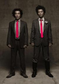 岸谷五朗・寺脇康文主宰“地球ゴージャス”新作公演が決定！　大地真央や三浦春馬も出演