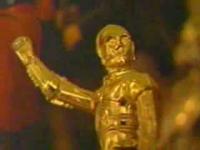 すごく...金色です...光の加減でC-3POのアレがアレしているように見える昔の『スター・ウォーズ』トレカ（動画あり）
