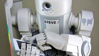 iPad使いの司令塔!? ジョブズ氏に捧げるApple ロボット「スティーヴ・J・シーザー」（ギャラリーあり）
