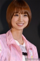 AKB48篠田麻里子、沢村一樹にセクハラされ悲鳴？！映画「サラリーマンNEO」舞台挨拶