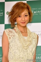 西山茉希、恋人との喧嘩騒動を謝罪「軽率な行動が招いた結果」