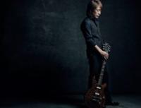 松本孝弘、新作ソロアルバム「Strings Of My Soul」発表
