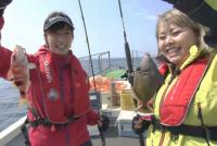 渡辺直美＆大島麻衣が“ギョギョギョ”船釣り初挑戦