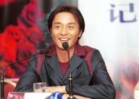 死後8年レスリー・チャンの「お兄さん」の謎、「欲望の翼」が20周年―香港