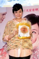 “国民的女神”癒し系のミッシェル・チェン、映画人気で歌手デビューも―台北市
