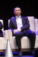 北海道観光ブーム起こした前作超える？新作控えたフォン・シャオガン監督、横行する海賊版を糾弾！―北京市