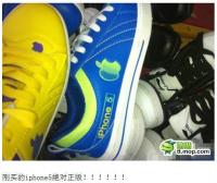 ついに中国でiPhone5スニーカーが発売される