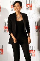 【華流】チャン・ツィイー、過去の背中ヌードCMが非難の的に