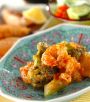 エビのゴママヨは衣に白玉粉を入れて、もちもちとした食感に! シンプルサラダにはお手製ドレッシングを!
