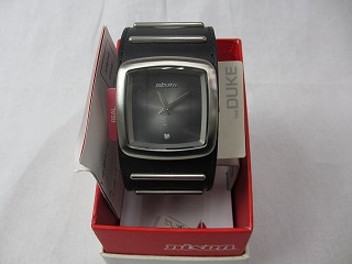 【訳あり商品】エキポン Facebook 1,000いいね！突破記念価格　nixon 腕時計 『THE DUKE A282』　参考価格26,250円が6,868円！【送料込】