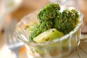 ゆでブロッコリーのゴマ和え