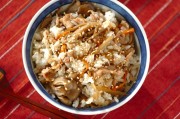肉ゴボウとマイタケの混ぜご飯