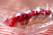 お刺身の梅肉ソースかけ