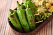 シシトウの串焼き