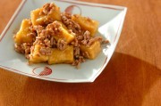 揚げ高野豆腐のそぼろ煮