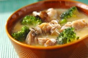 鶏肉のミルクスープ