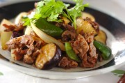 ごはんがすすむ!牛肉と野菜のみそ炒め