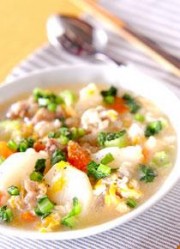 牛すじ・塩コショウ味のスープ