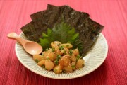 ホタテのピリ辛韓国風 焼き海苔添え