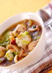 鶏肉・しょうゆ味のスープ