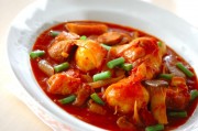 新ジャガのトマト煮込み