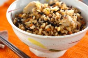 里芋の玄米炊き込みご飯