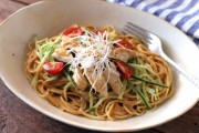 蒸し鶏きゅうりの冷製ごまだれパスタ