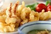 イカ衣揚げ・タイ風タレ