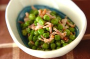 グリンピースのベーコン煮