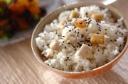 揚げ里芋の混ぜご飯