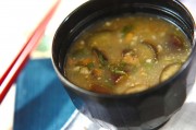 ナスと納豆の田舎みそ汁