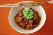 牛すじの煮込み