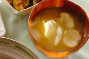 麩とキャベツのみそ汁
