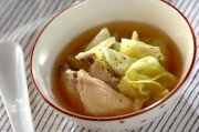 キャベツと鶏肉のスープ