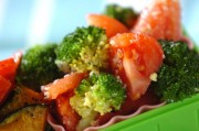 ブロッコリーとトマトのチーズ和え