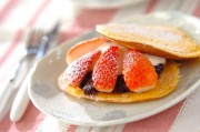 イチゴどら焼き