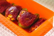 コンビーフのピーマンカップ焼き