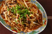 ご飯がすすむ!麻婆モヤシ