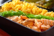 鮭と卵のそぼろご飯