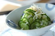 キュウリのジャコ酢和え