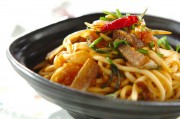 ホルモン風冷凍コンニャク焼きうどん
