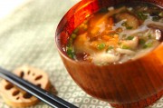 干しシイタケと切干し大根のみそ汁