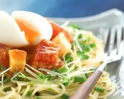 マグロ味噌ユッケパスタ