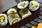 サラダ巻きずし
