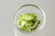 キュウリのサラダ