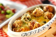 ハーブ肉団子のチーズ焼き